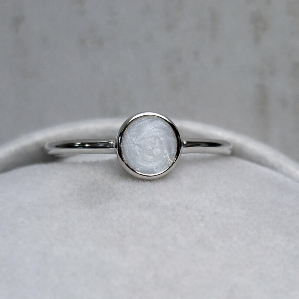 Petite Ourse Silver, pearl stone