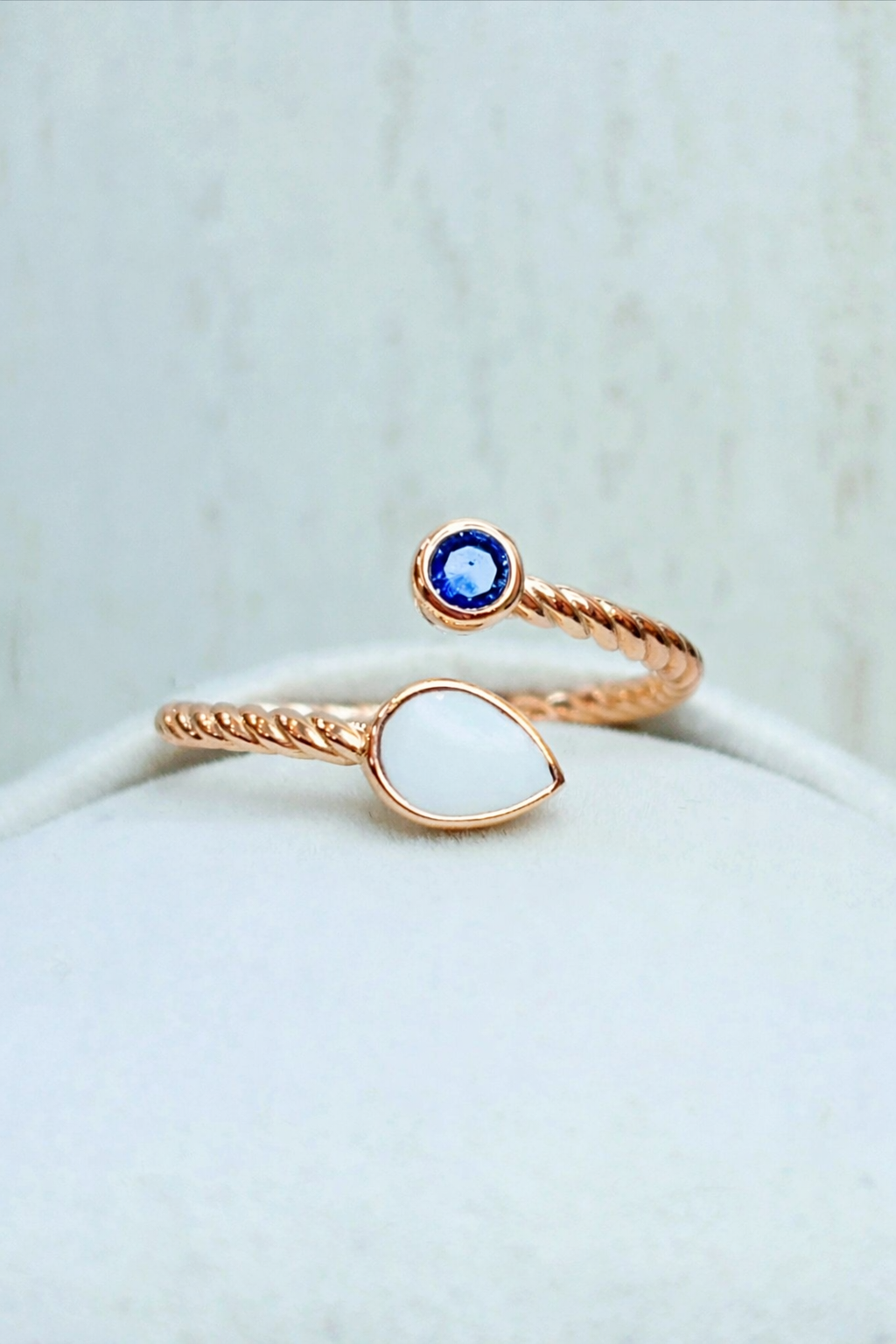 Bague Lyra Or Rose, pierre blanche