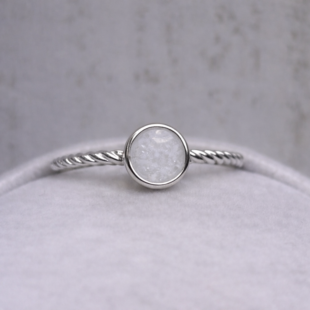 Petite Ourse rope in Silver, natural stone