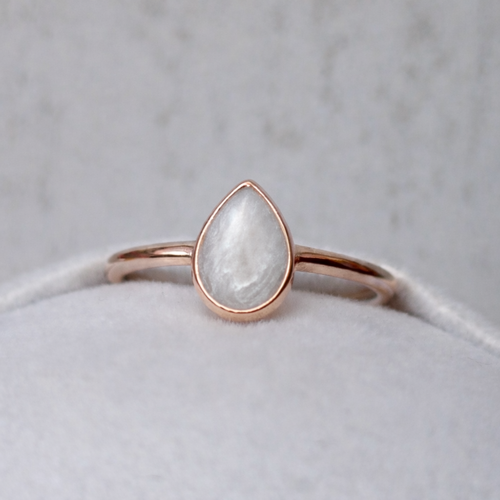 Hera Or Rose, pierre perlée