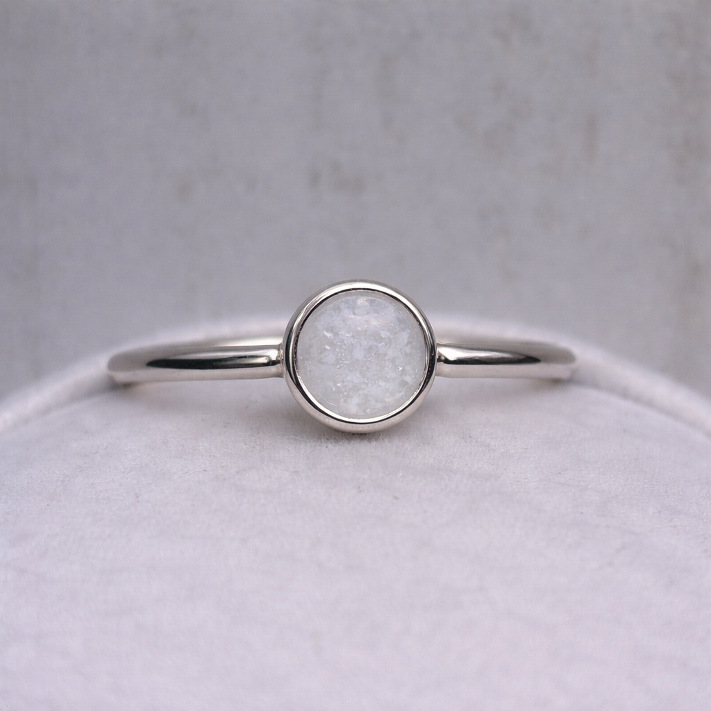 Petite Ourse Silver, natural stone