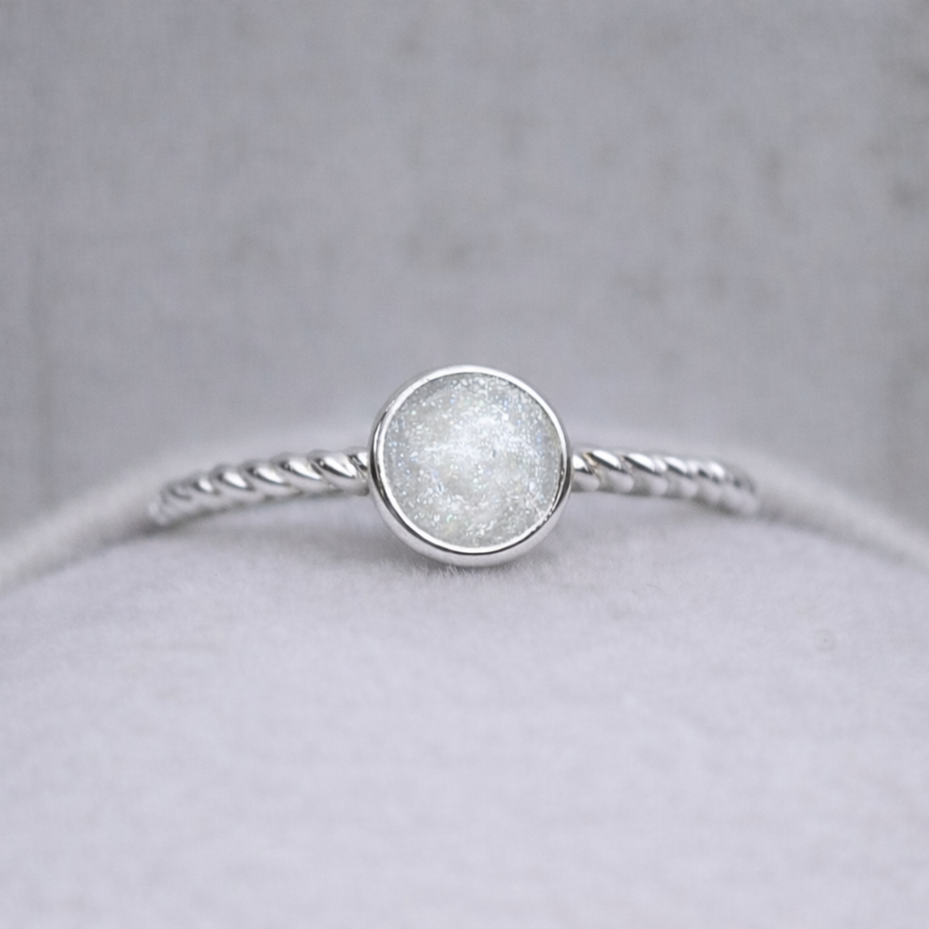 Petite Ourse rope in Silver, sparkling stone