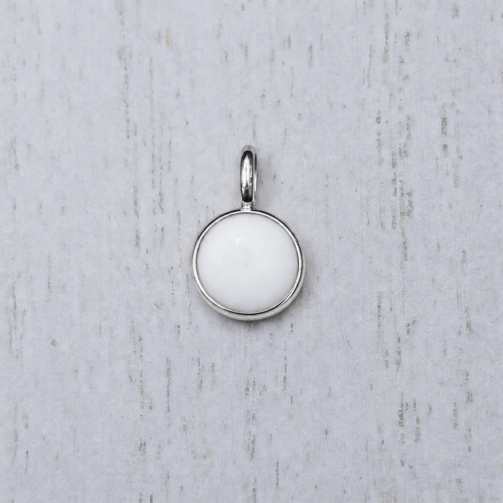 Pendentif Petite Ourse Or blanc, pierre blanche