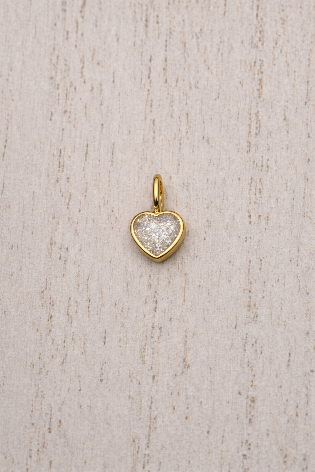 Pendentif Mars de forme coeur en Or Jaune, pierre scintillante