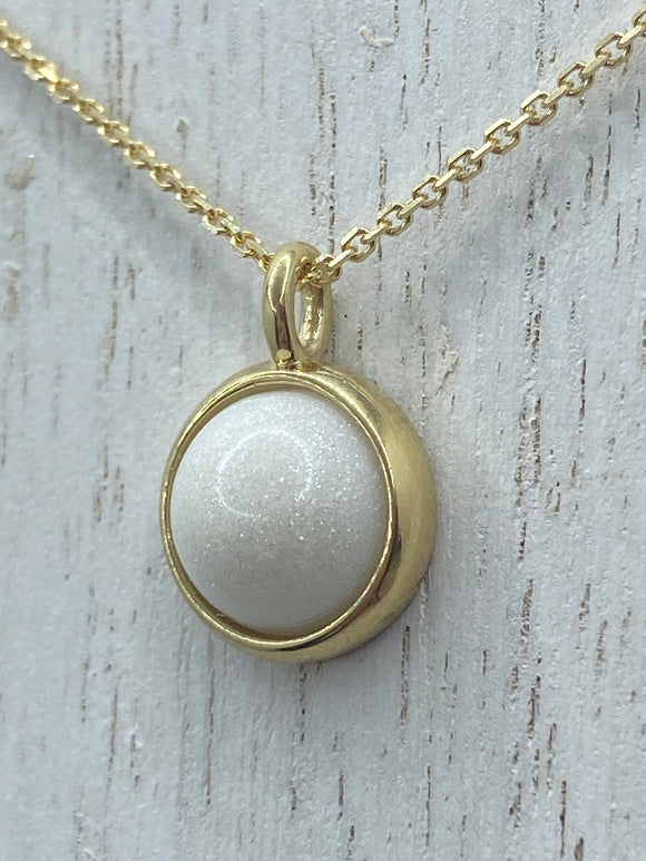 Orion pendant in gold