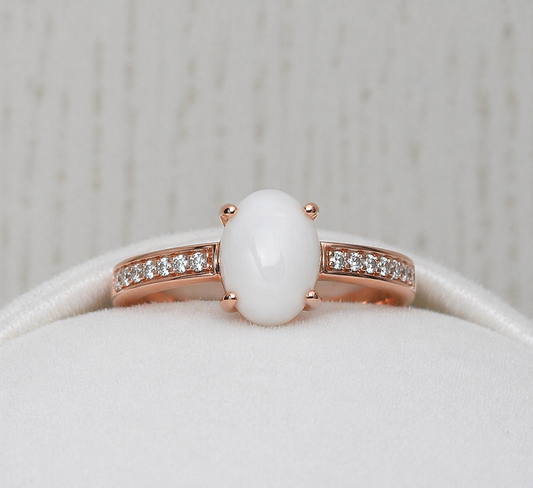 Bague Vela Or Rose, pierre blanche