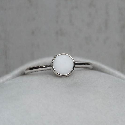 Petite Ourse Silver, white stone