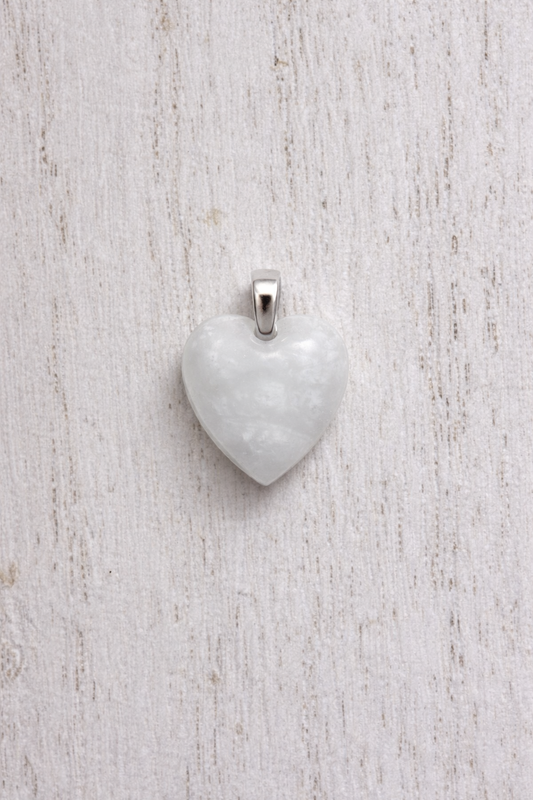 Maia Coeur en Or Blanc, pierre perlée