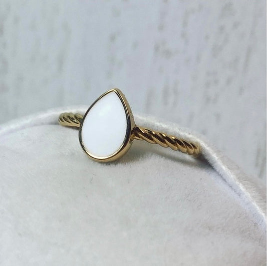 Hera vermeil jaune torsadé, pierre blanche