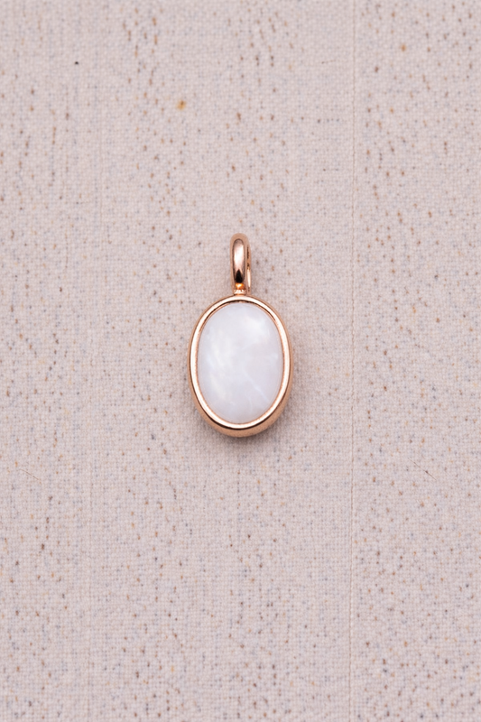 Oval Mars Pendant in Rose Gold with pearled stone