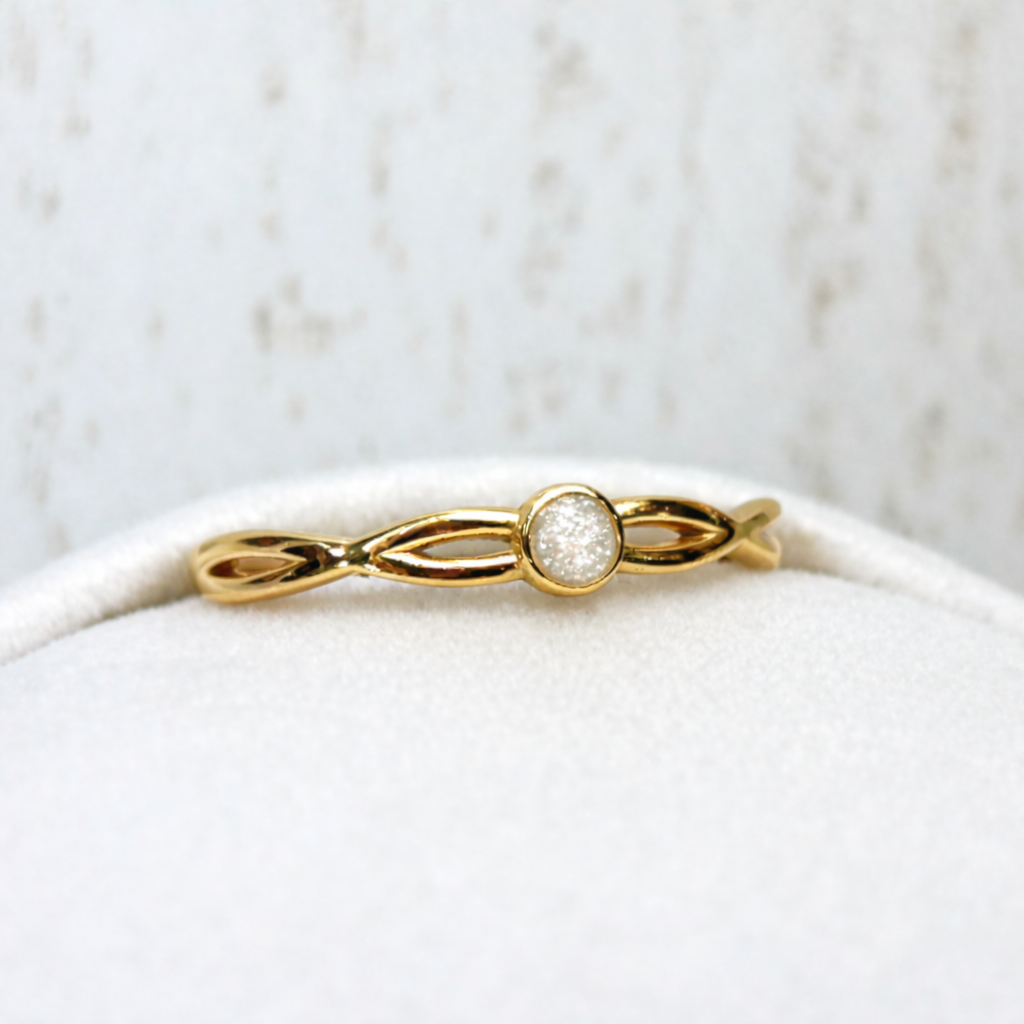 Juliette Or Jaune, pierre scintillante