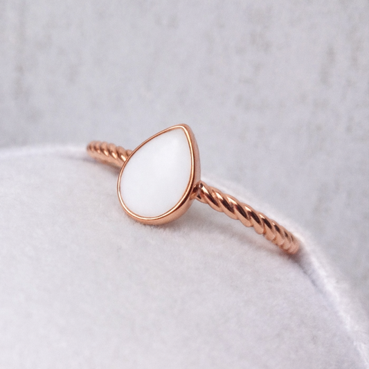 Hera torsadé Or Rose, pierre blanche