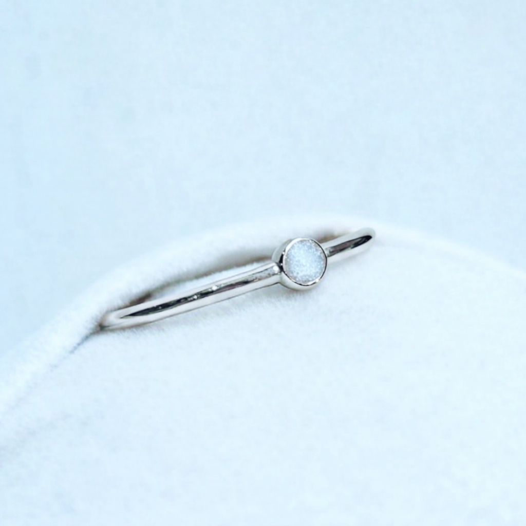 Pandora Or Blanc, pierre scintillante