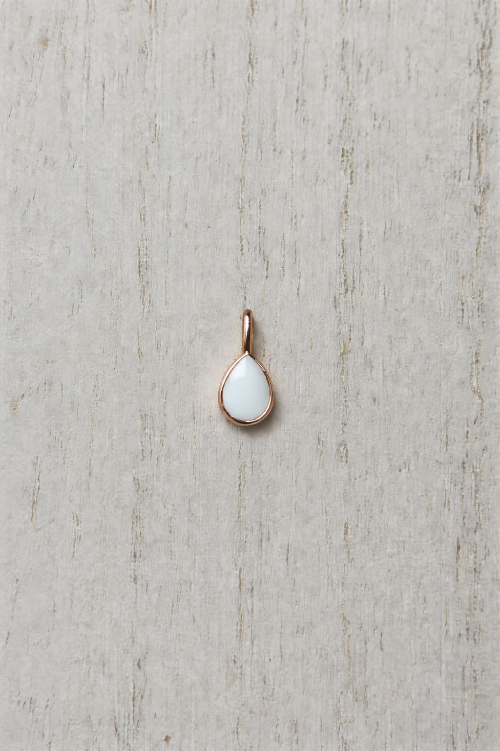 Pear Mars Pendant in Rose Gold with white stone