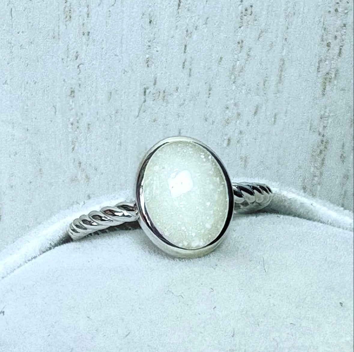 Apodis Argent torsadé, pierre naturelle