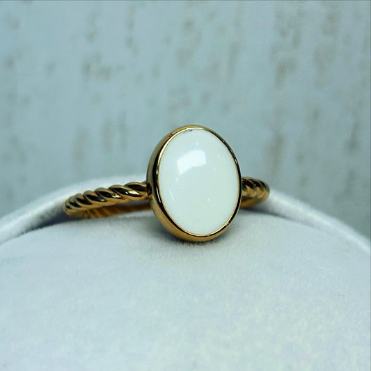 Apodis torsadé vermeil jaune, pierre blanche