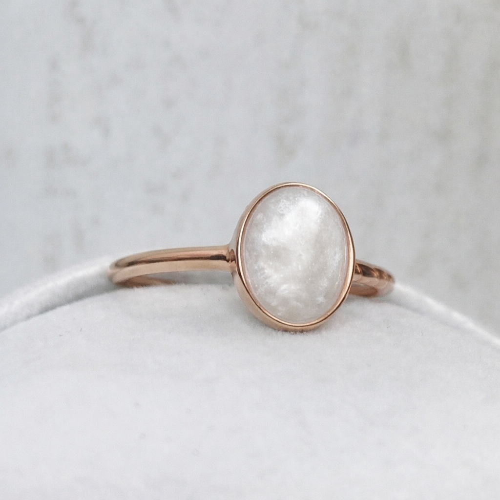 Apodis en vermeil rose, pierre perlée