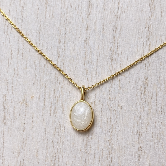 Pendentif Apodis Or jaune, pierre perlée