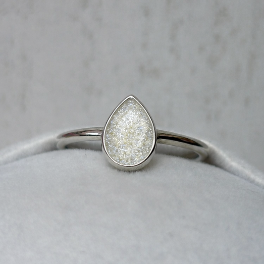 Hera Argent, pierre scintillante