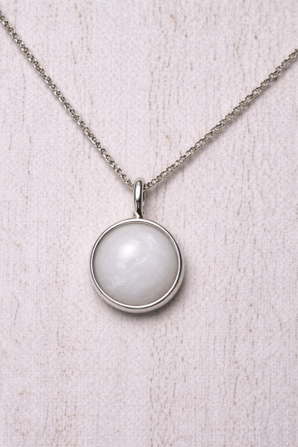 Pendentif Orion Or Blanc, pierre perlée