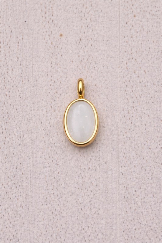 Pendentif Mars de forme ovale en Or Jaune, pierre naturelle