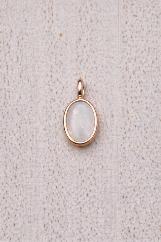 Oval Mars Pendant in Rose Gold with natural stone