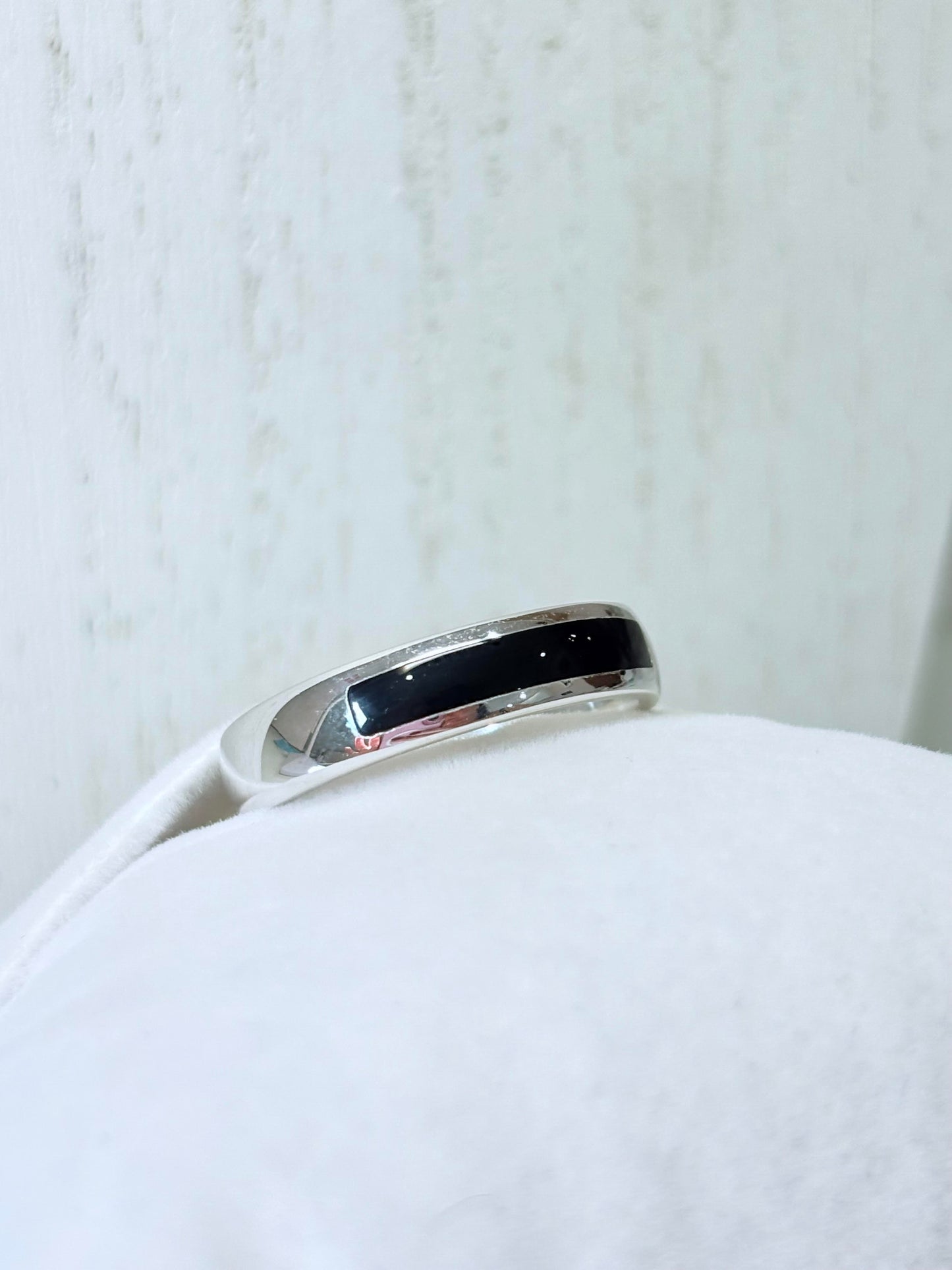 Mercury Ring